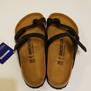Black birkenstock
